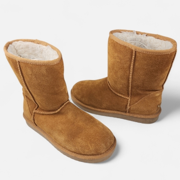 Koolaburra Shoes - Koolaburra by UGG Chestnut Brown Suede Classic Short Boots Fur Lined Size 7